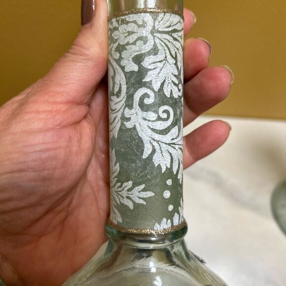 Glass Shabbat Hand Painted Candlesticks with White Flowers - Picture 4 of 9